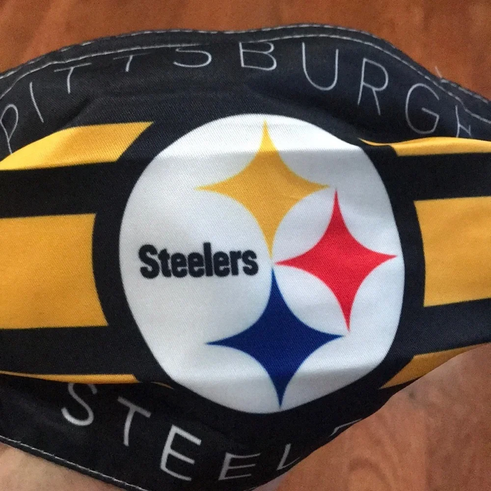 6/$20 NWT Pittsburgh Steelers face mask